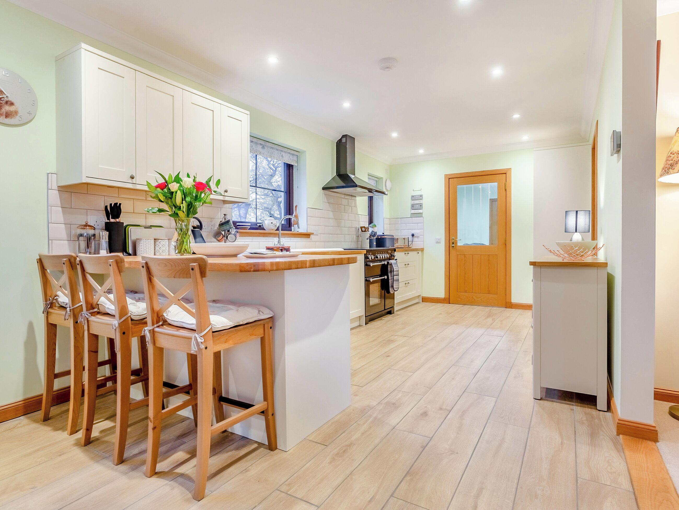 Lave-vaisselle, chaise haute