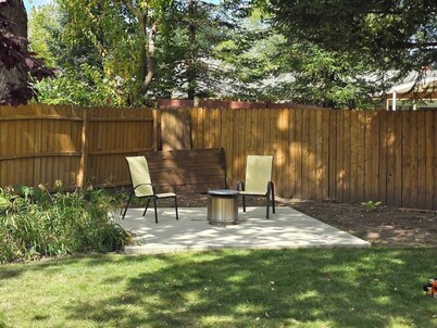 Boiler Haven, Boiler Haven - Bright & Spacious home near Purdue