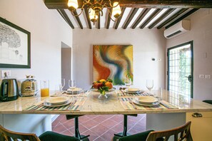 Dining - Livio House, a garden with a view (Gaiole in Chianti)