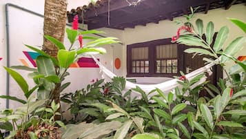 Standard-Doppel- oder -Zweibettzimmer, Gartenblick | Balkon
