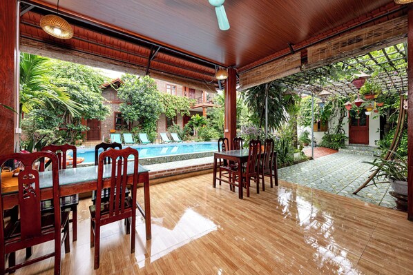 Restaurant - Trang An Family Homestay (Hoa Lu)