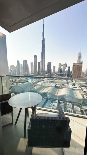 Interior - Luxurious serviced Hotel-Apartment in the heart of Dubai with Burj Khalifa view (Dubai)