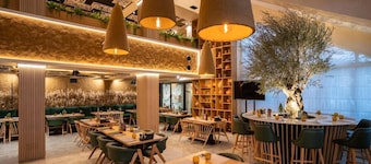 Avo Hotel