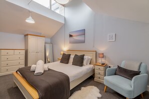 1 slaapkamer, een bureau, een strijkplank/strijkijzer, gratis wifi