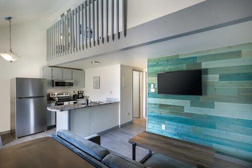 Bright Star Lofts Unit 4, 1BD1BA