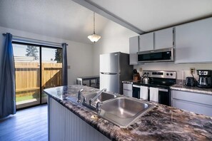 Private kitchen - Bright Star Lofts Unit 4, 1BD1BA (Columbia Falls)