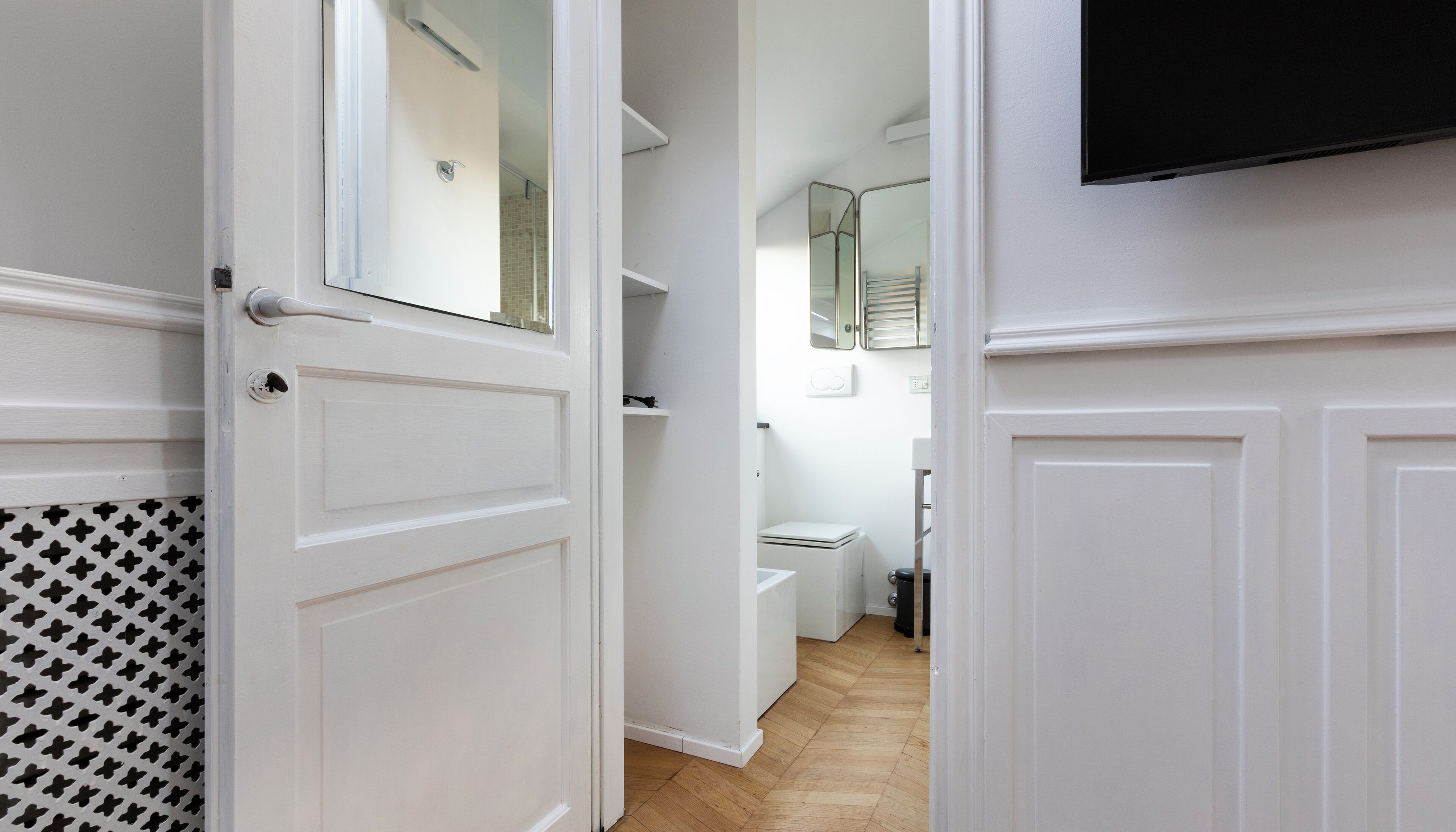 Apartment (1 Bedroom) | Interior