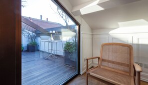 Apartment (1 Bedroom) | Interior