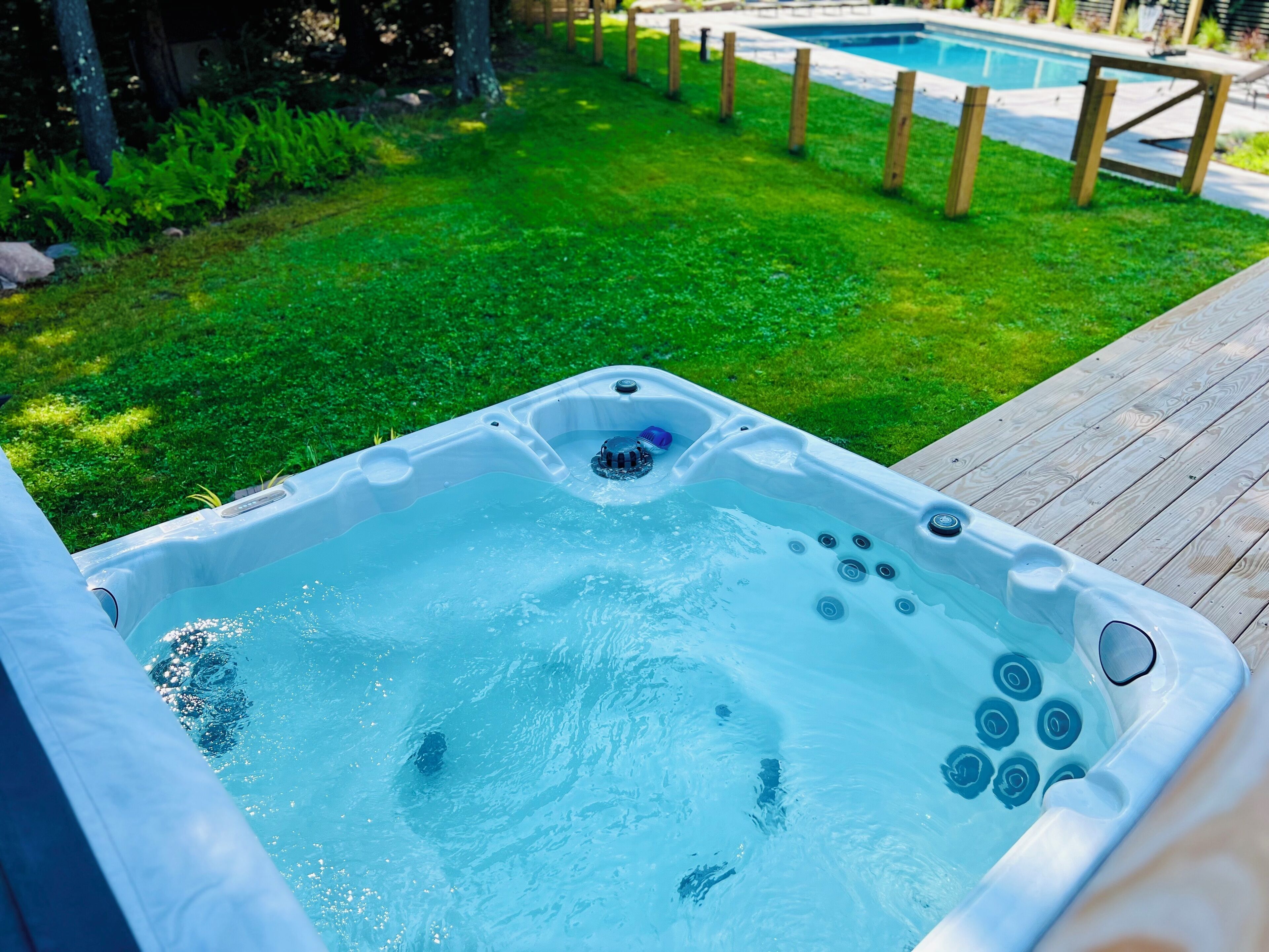 Bain à remous extérieur