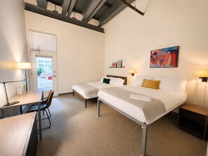 2 bedrooms, desk, iron/ironing board, free WiFi