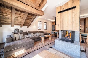 Living area - Vallon - Stunning Chalet in Méribel (Les Allues)