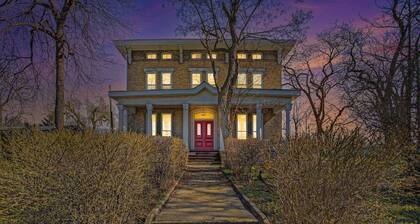 Elizabeth`s Entire Apt @ Historic McCormick House