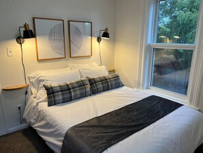 2 Schlafzimmer, Schreibtisch, Bügeleisen/Bügelbrett, WLAN