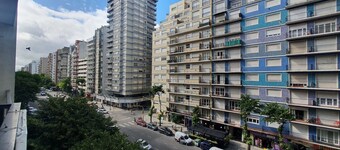 3 rooms with dependency overlooking Plaza Colón