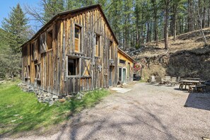 Exterior - The Barn minutes from Mt Rushmore (Keystone)