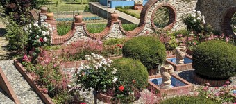 Stone studio in the grounds of "La Closerie" guest house 