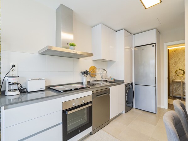 Fridge, microwave, oven, dishwasher