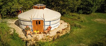 YURT de Arbigny romantic overnight stay in a Mongolian tent