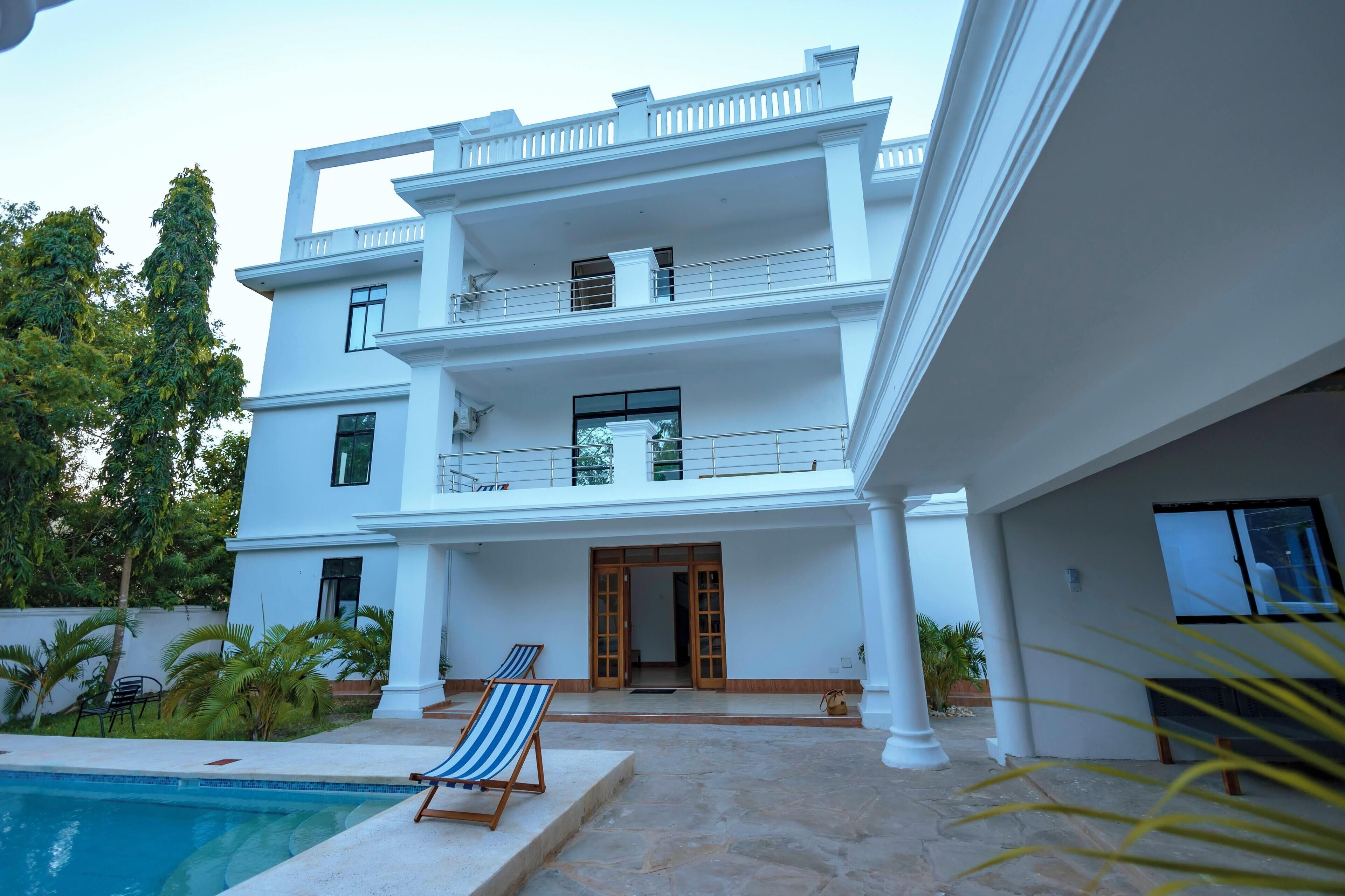 Fachada de la propiedad