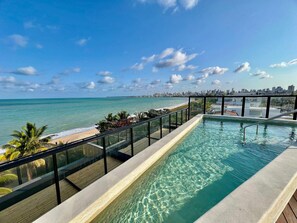 Pool - Comfort Studio with Balcony - Partial Sea View (João Pessoa)