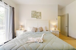 3 Schlafzimmer, Reisekinderbett, kostenloses WLAN, Bettwäsche