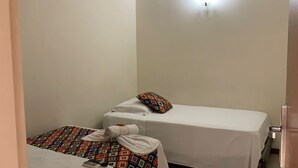Classic Twin Room - Hotel Tierra Santa (Santa Fe de Antioquia)