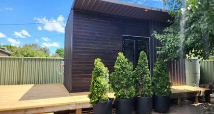 Enchanting Tiny Home in Vibrant Dickson