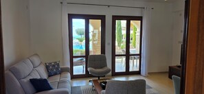 Living room - Aphrodite Premium Apartments II (Kouklia)