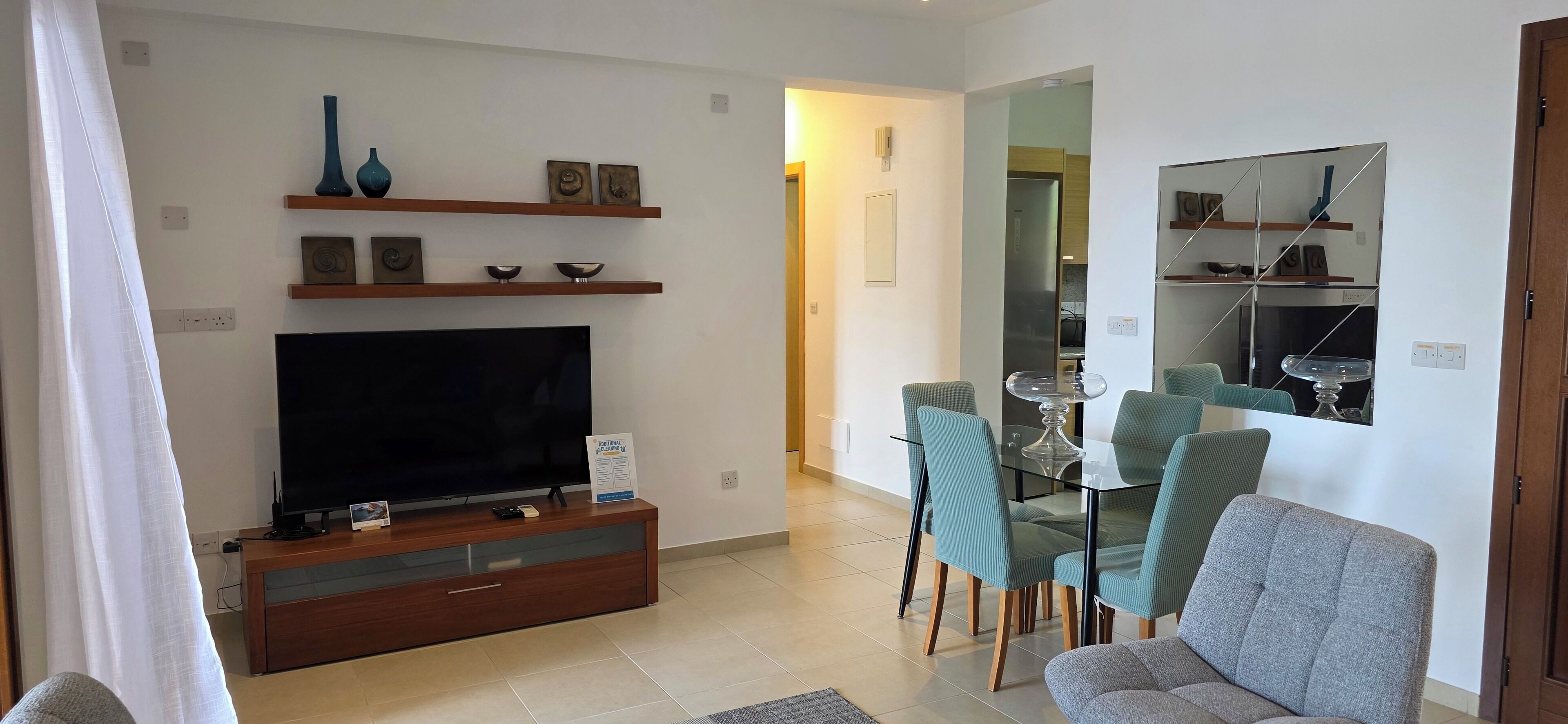 Apartment, 2 Bedrooms, Patio, Ocean View | Living room