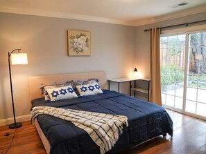 4 bedrooms, desk, iron/ironing board, travel cot