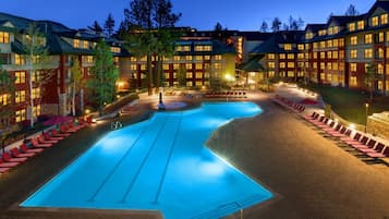 Piscine extérieure, piscine chauffée