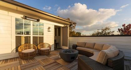 Luxurious Midtown Home Rooftop Views by Silverx