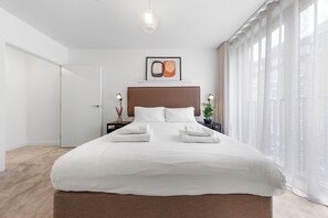 Căn hộ, nhiều giường, bếp, quang cảnh thành phố (Flat 2) | 2 phòng ngủ, trang trí khác biệt 