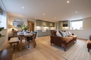 Interior - The Horse Box, Leyburn (Leyburn)