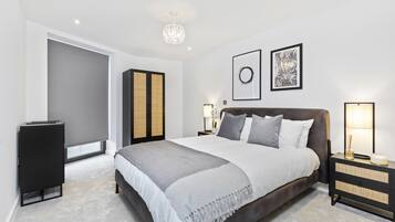 Apartment, 2 Double Beds, Kitchen, City View (Bejoux Court - Apt 1) | 2 bedrooms, individually decorated, individually furnished