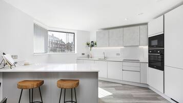 Apartment, 2 Double Beds, Kitchen, City View (Bejoux Court - Apt 1) | View from room