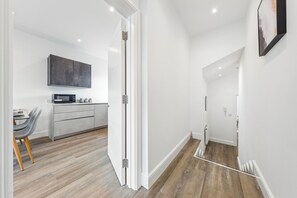 Interior - The Hyde - Apt 4 (London)