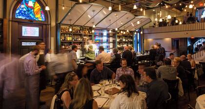 Midtown Gem! Sleeps 3 Near Richmond and Montrose