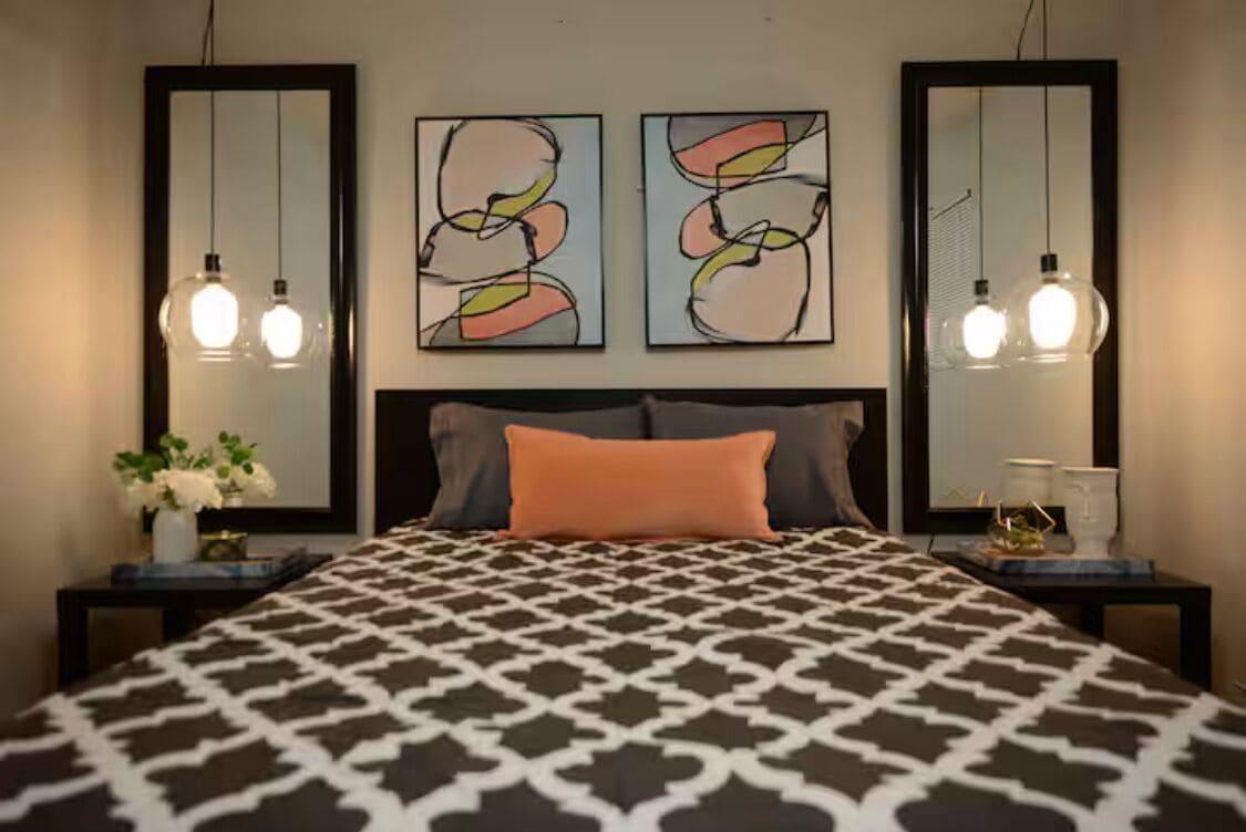 1 habitación, tabla de planchar con plancha, wifi gratis y ropa de cama 