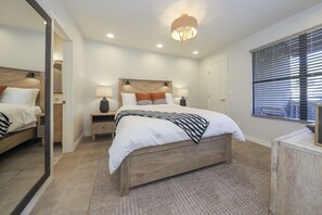 2 bedrooms, iron/ironing board, travel crib, free WiFi