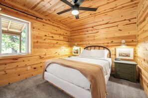 2 quartos, ferros/tábuas de passar roupa, Wi-Fi, roupa de cama