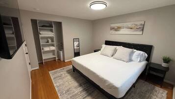 4 chambres, fer et planche à repasser, lit parapluie, Wi-Fi