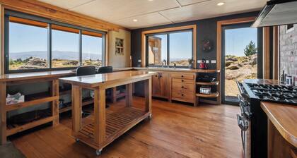 A Place in Thyme - Alexandra Holiday Home