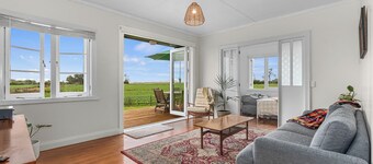 Serene Cove Escape - Waipu Holiday Home