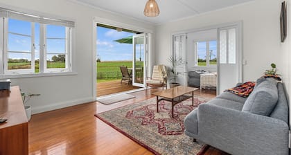 Serene Cove Escape - Waipu Holiday Home