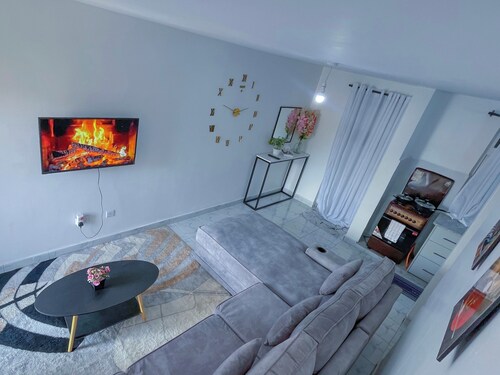 The Luxe, A lavish One Bedroom House in the Heart of Kisumu