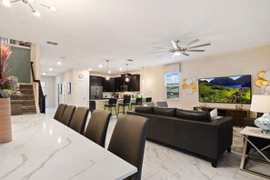 House | 9 bedrooms - Home 9 Bed Themed Rooms Pool Storey Lake (Kissimmee)