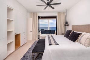 3 bedrooms, desk, iron/ironing board, free WiFi - Fine Seafront Penthouse Steps From Cerritos Beach (Los Cerritos)