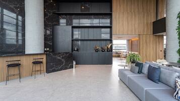 Family Apartment | Lobby
