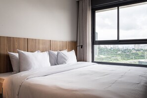 Familie appartement | Een kluis op de kamer, een laptopwerkplek, gratis wifi, beddengoed